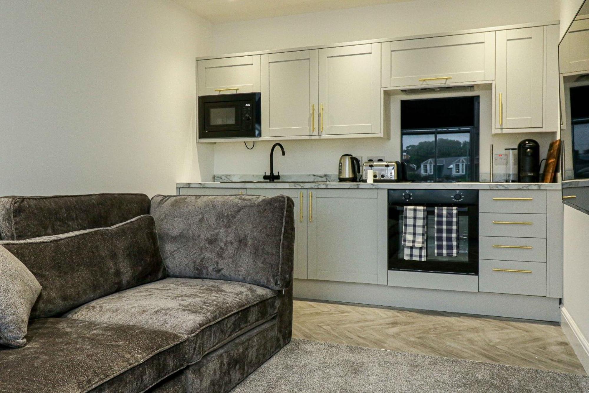 Beachwalk Apartments By Nova Suites Ayr Eksteriør bilde