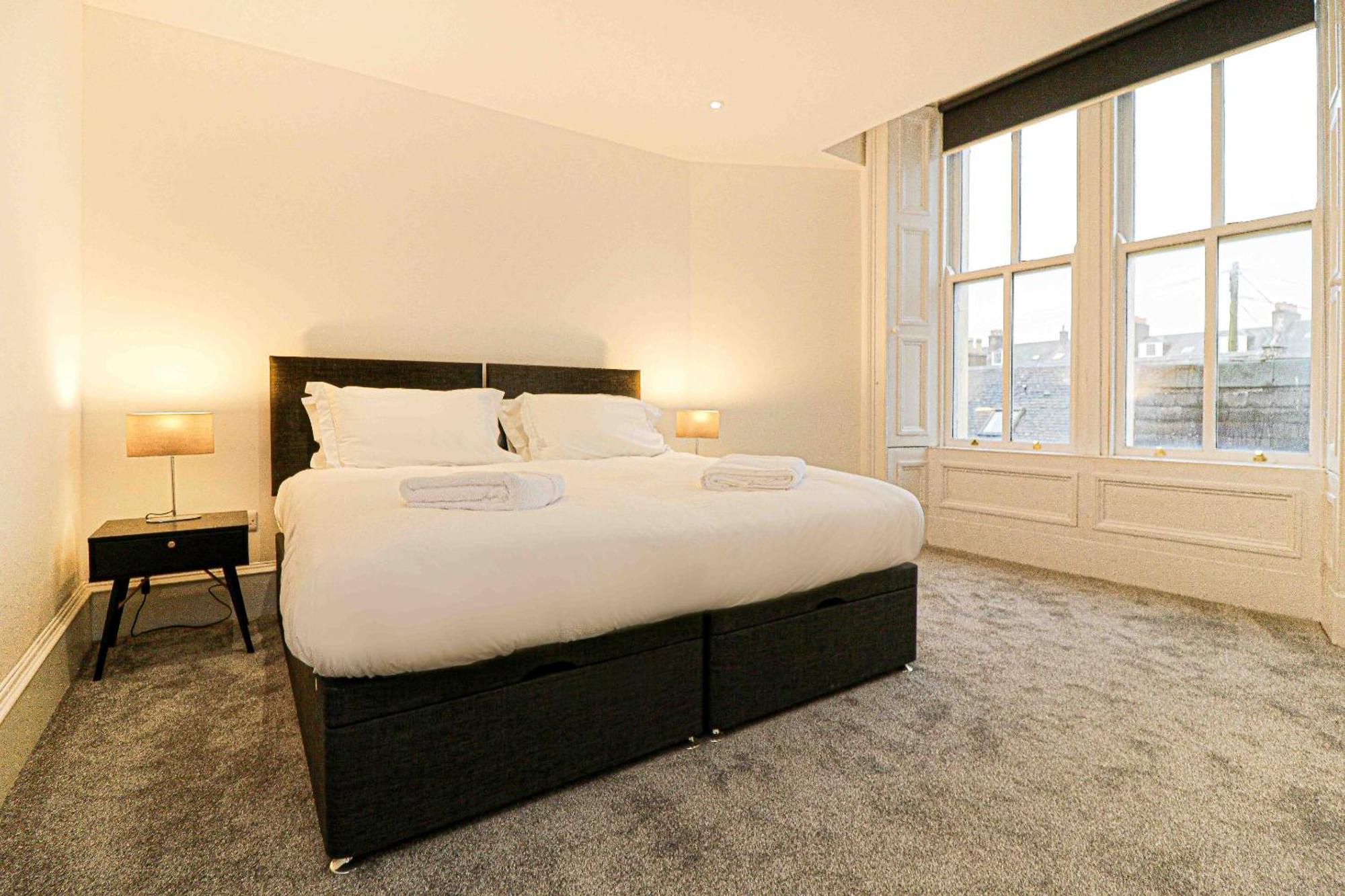 Beachwalk Apartments By Nova Suites Ayr Eksteriør bilde